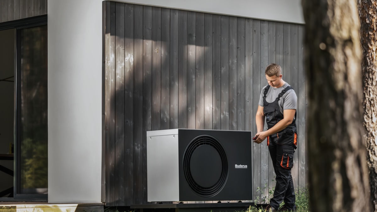 Buderus warmtepomp-installatie door Ecowatt-technicus